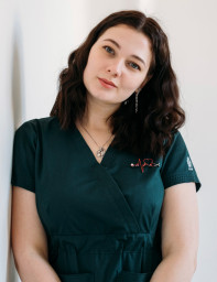 Преподаватель УЦ-ПРО Бухмирова Полина